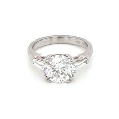 Brilliant Cut Diamond Engagement Ring Tapered Baguette Shoulders 2ct