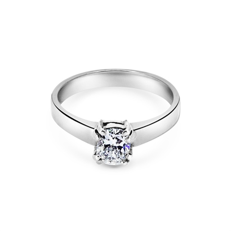 Single Stone Oval Claw Set Engagement Ring