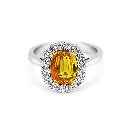 Oval Claw Set Yellow Sapphire & Brilliant Cut Diamond Cluster Ring